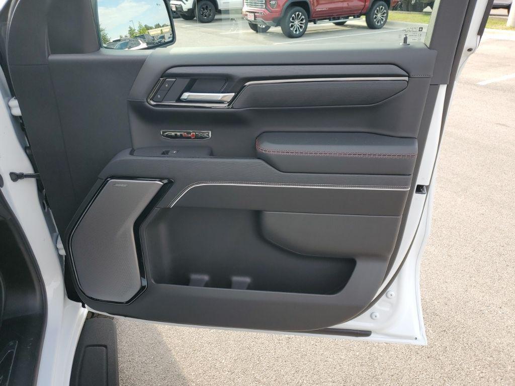 new 2025 GMC Sierra 1500 car, priced at $76,064