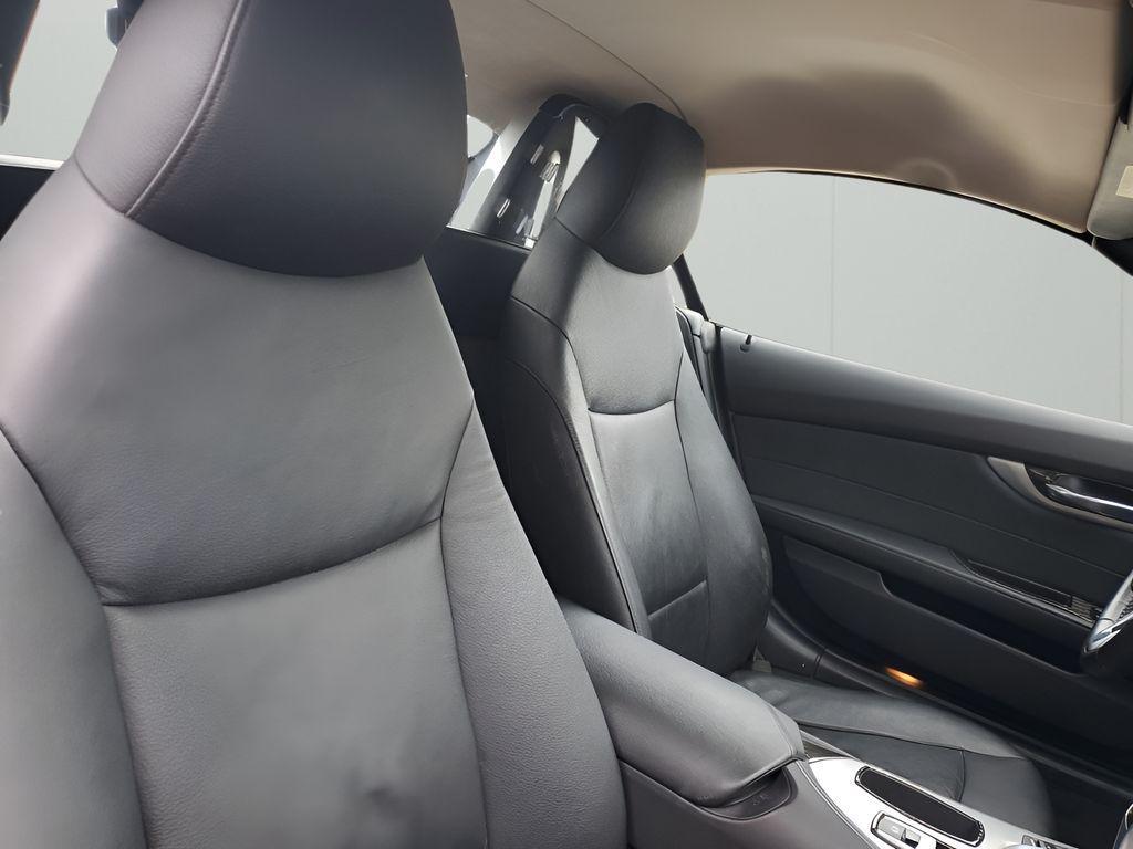 used 2009 BMW Z4 car, priced at $15,495