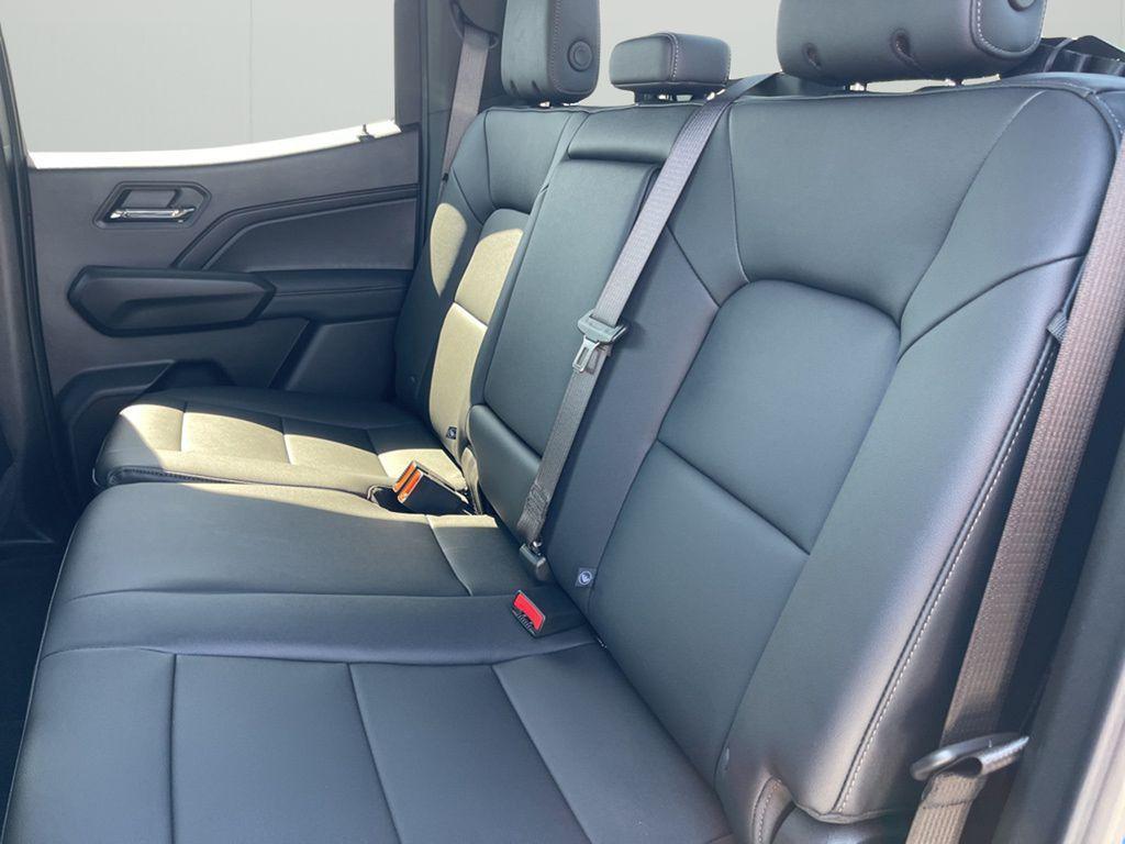 new 2025 GMC Canyon car, priced at $40,320