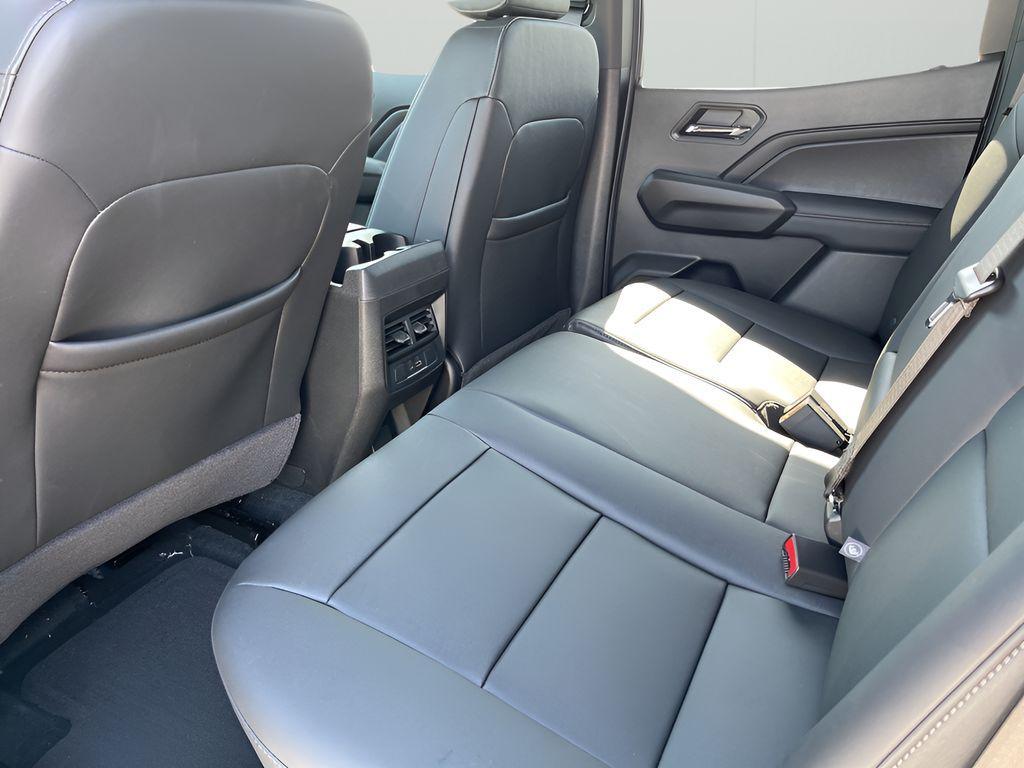 new 2025 GMC Canyon car, priced at $40,320