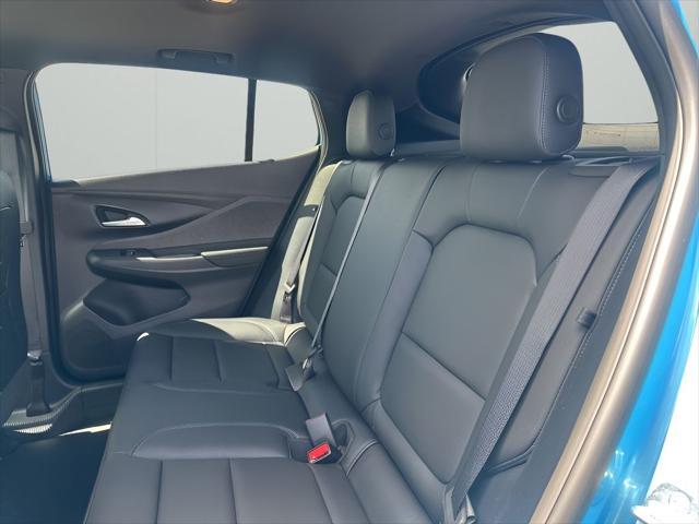 new 2025 Buick Envista car, priced at $28,869