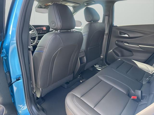 new 2025 Buick Envista car, priced at $28,869