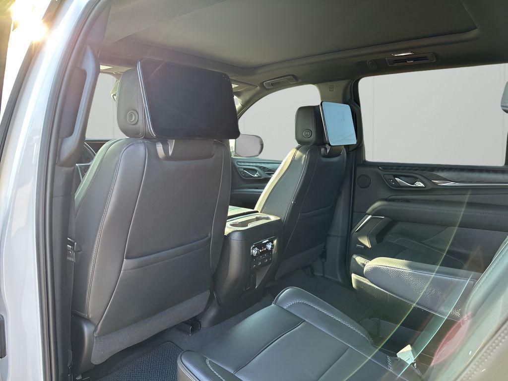used 2023 GMC Yukon XL car, priced at $59,977