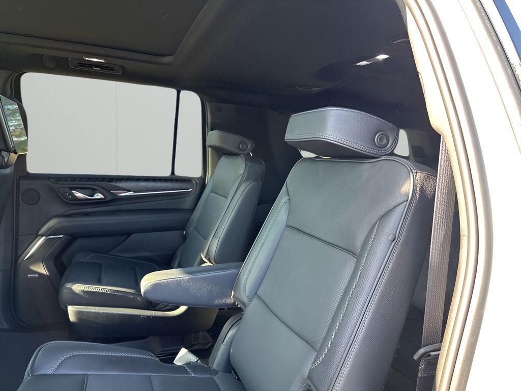 used 2023 GMC Yukon XL car, priced at $59,977