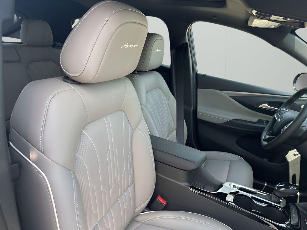 new 2025 Buick Envista car, priced at $29,884