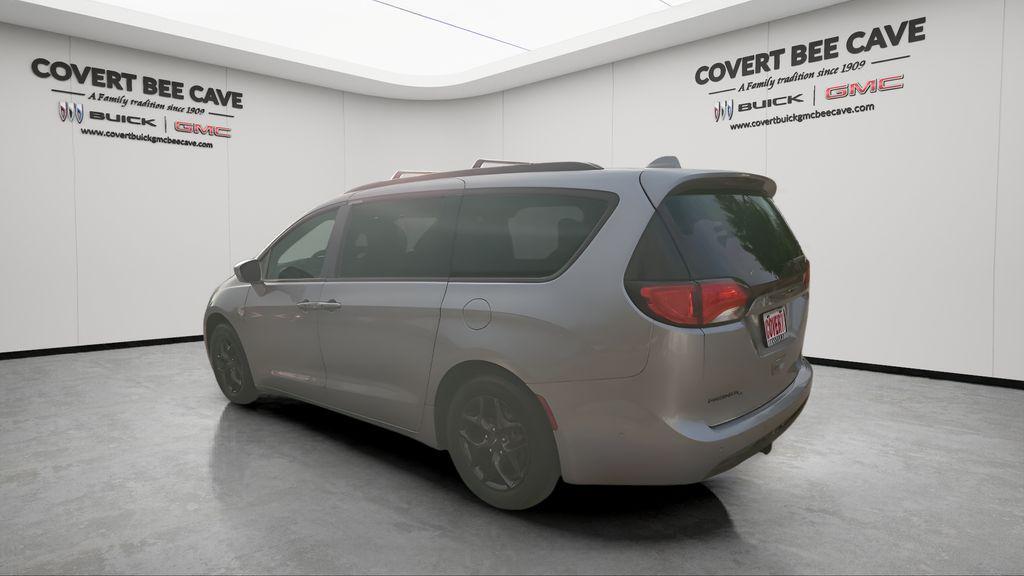 used 2019 Chrysler Pacifica car, priced at $18,486