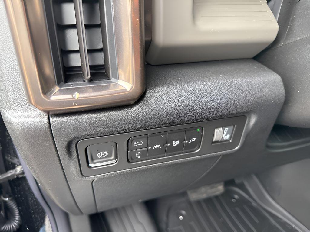new 2025 GMC HUMMER EV SUV car, priced at $89,690