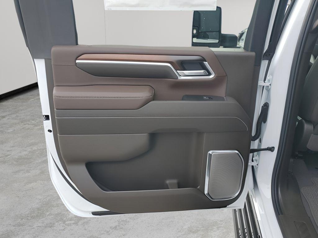 new 2025 GMC Sierra 2500 car, priced at $83,241