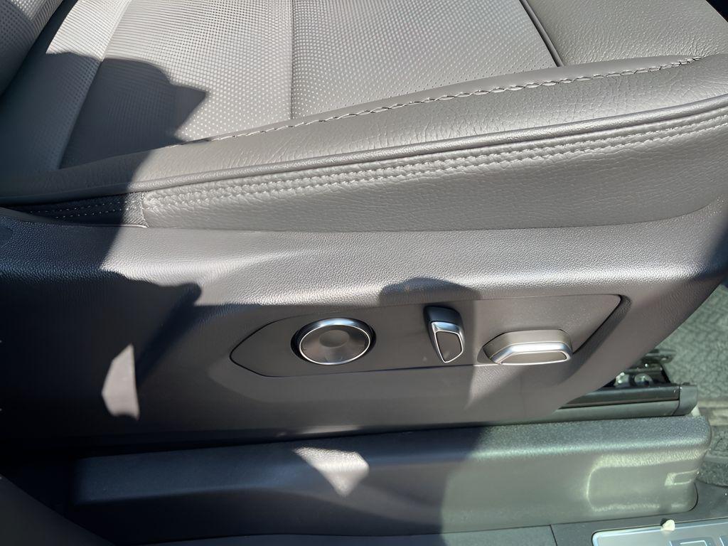 new 2025 GMC Sierra 1500 car, priced at $70,255