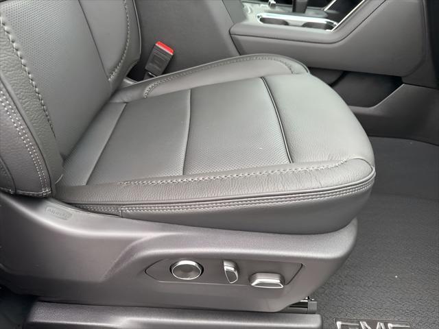 new 2025 GMC Sierra 1500 car, priced at $67,024