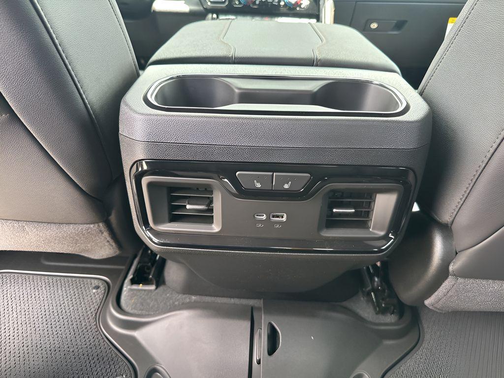 new 2025 GMC Sierra 1500 car, priced at $72,224