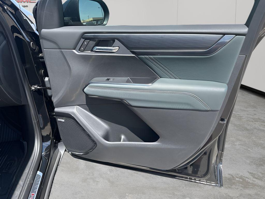 new 2025 GMC Acadia car, priced at $52,140