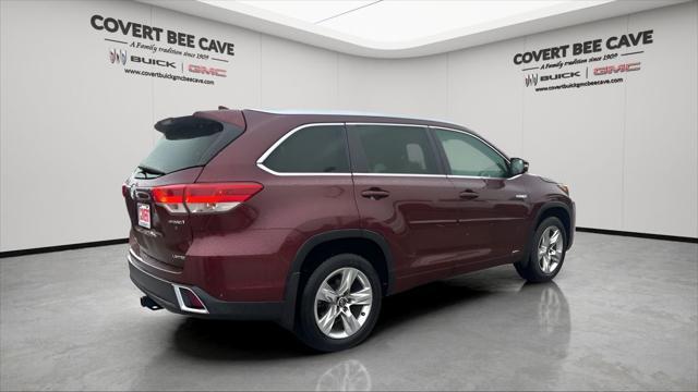 used 2017 Toyota Highlander Hybrid car, priced at $21,074