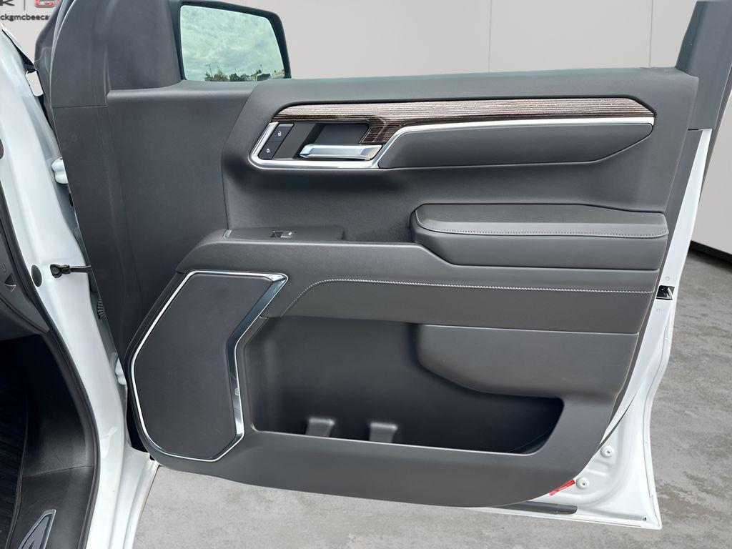 used 2023 GMC Sierra 1500 car, priced at $36,605