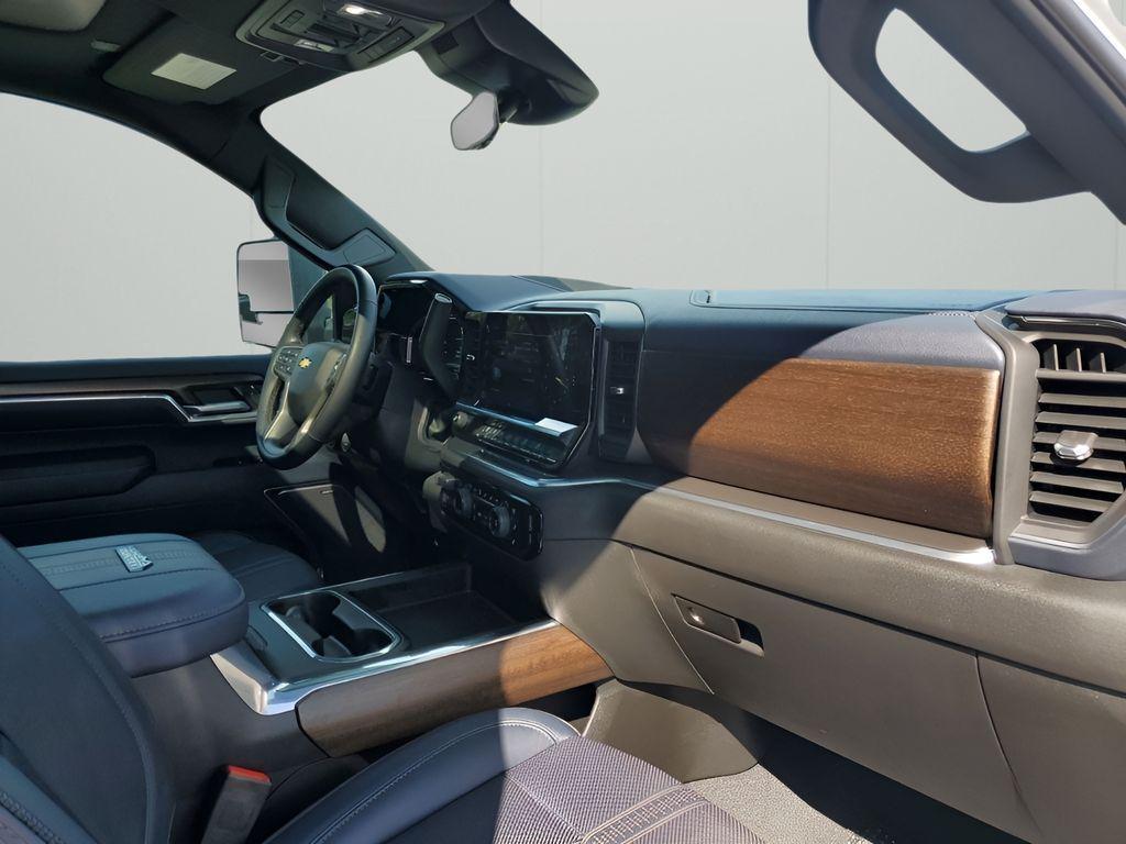 used 2024 Chevrolet Silverado 2500 car, priced at $66,449