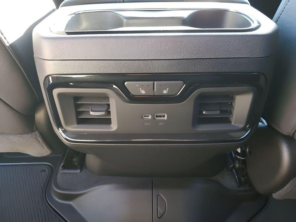 new 2025 GMC Sierra 2500 car, priced at $82,601