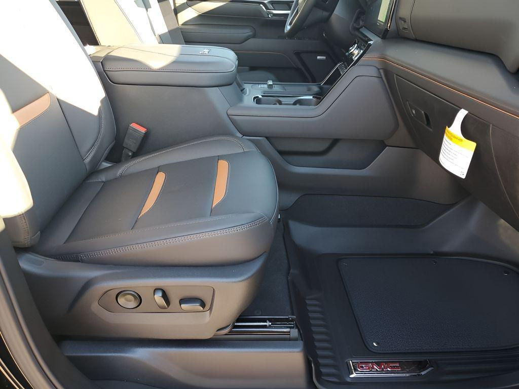 new 2025 GMC Sierra 2500 car, priced at $82,601