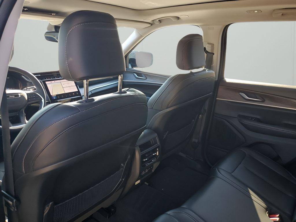 used 2024 Jeep Grand Cherokee car, priced at $34,977