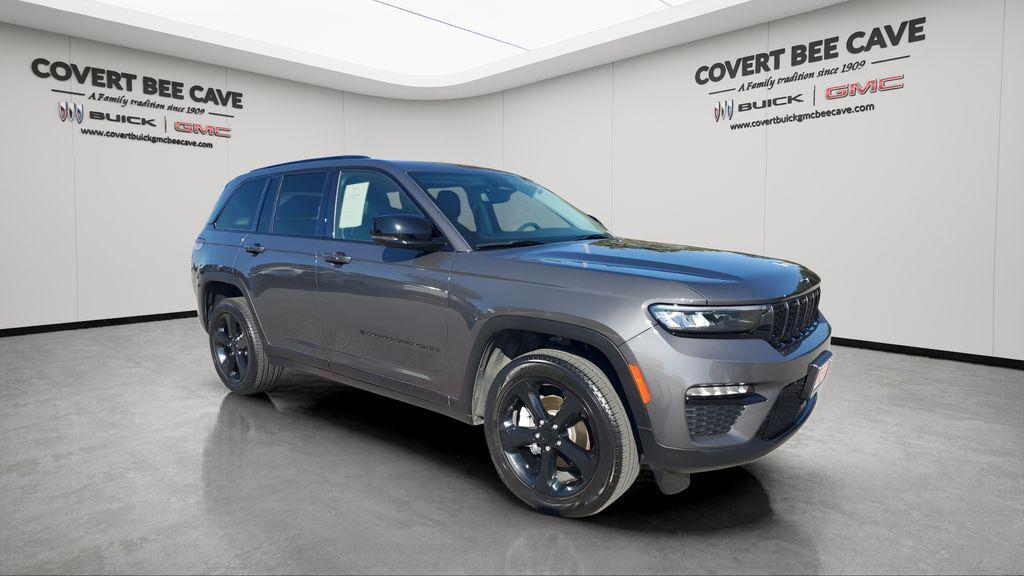 used 2024 Jeep Grand Cherokee car, priced at $34,977