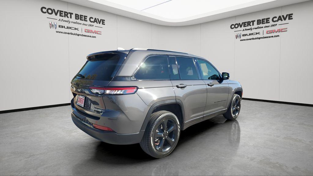 used 2024 Jeep Grand Cherokee car, priced at $34,977