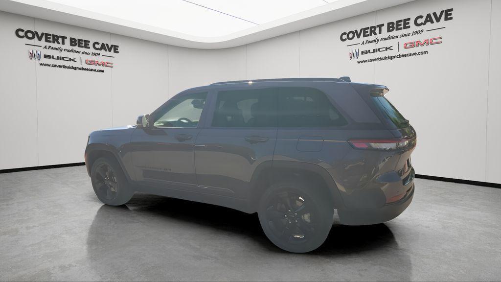 used 2024 Jeep Grand Cherokee car, priced at $34,977
