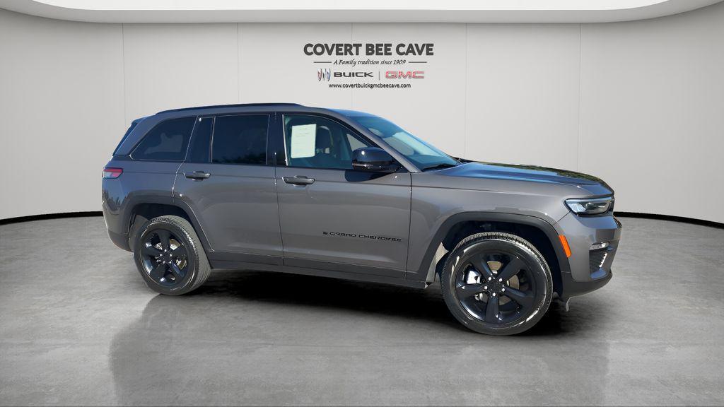 used 2024 Jeep Grand Cherokee car, priced at $34,977