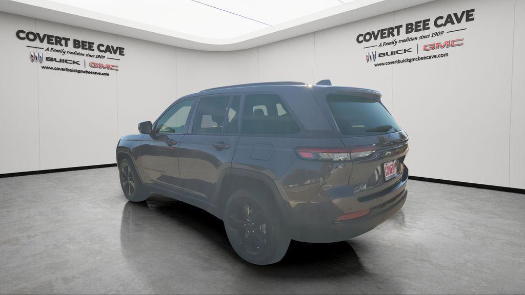 used 2024 Jeep Grand Cherokee car, priced at $34,977