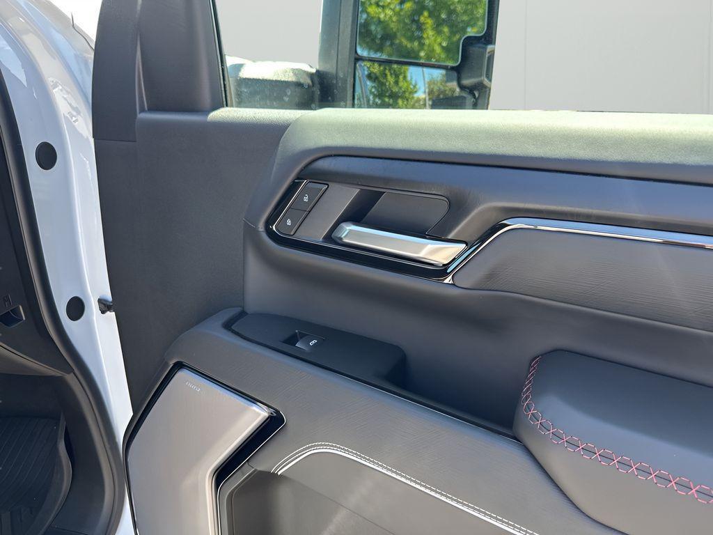 new 2025 GMC Sierra 2500 car, priced at $98,792