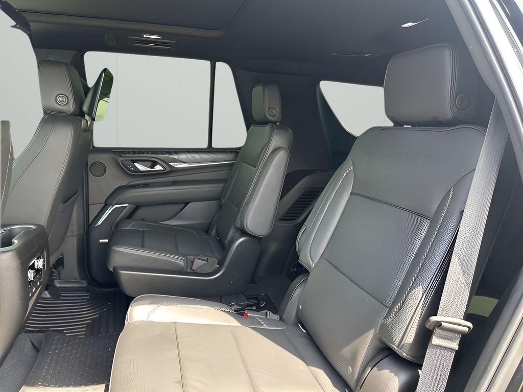 used 2021 GMC Yukon car, priced at $48,577