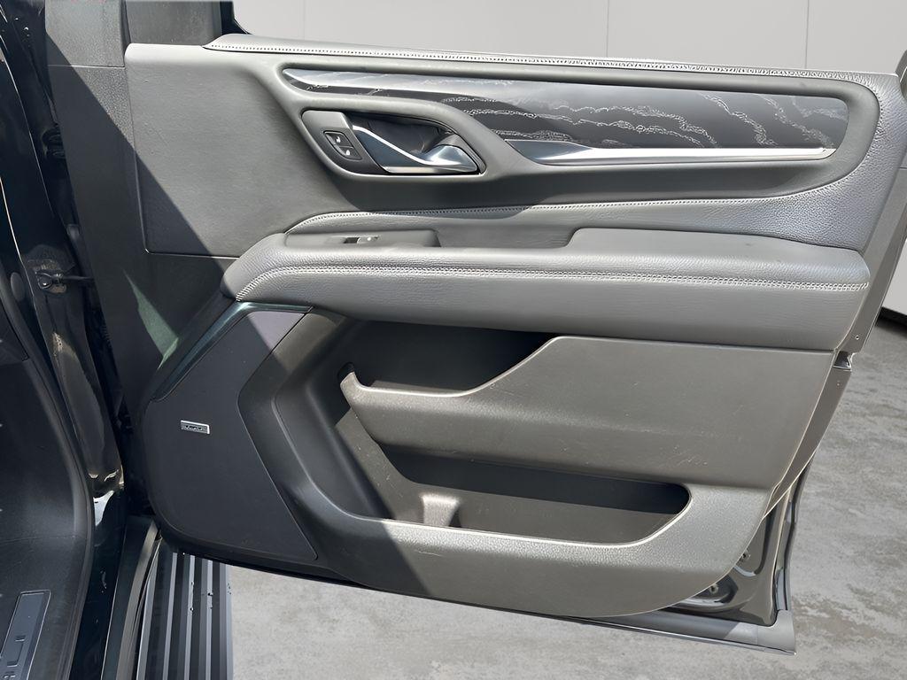 used 2021 GMC Yukon car, priced at $48,577