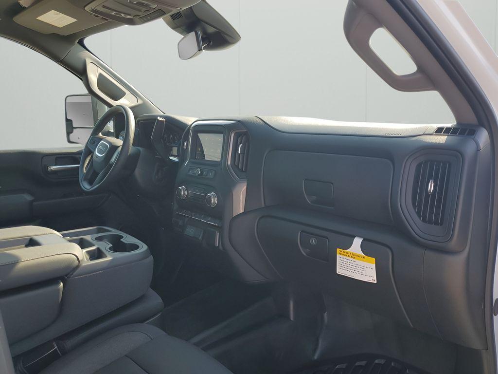 new 2025 GMC Sierra 2500 car, priced at $59,705