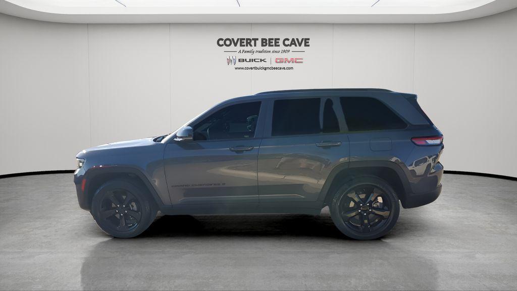 used 2023 Jeep Grand Cherokee car, priced at $27,555