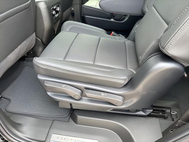 new 2025 GMC Yukon car, priced at $89,154