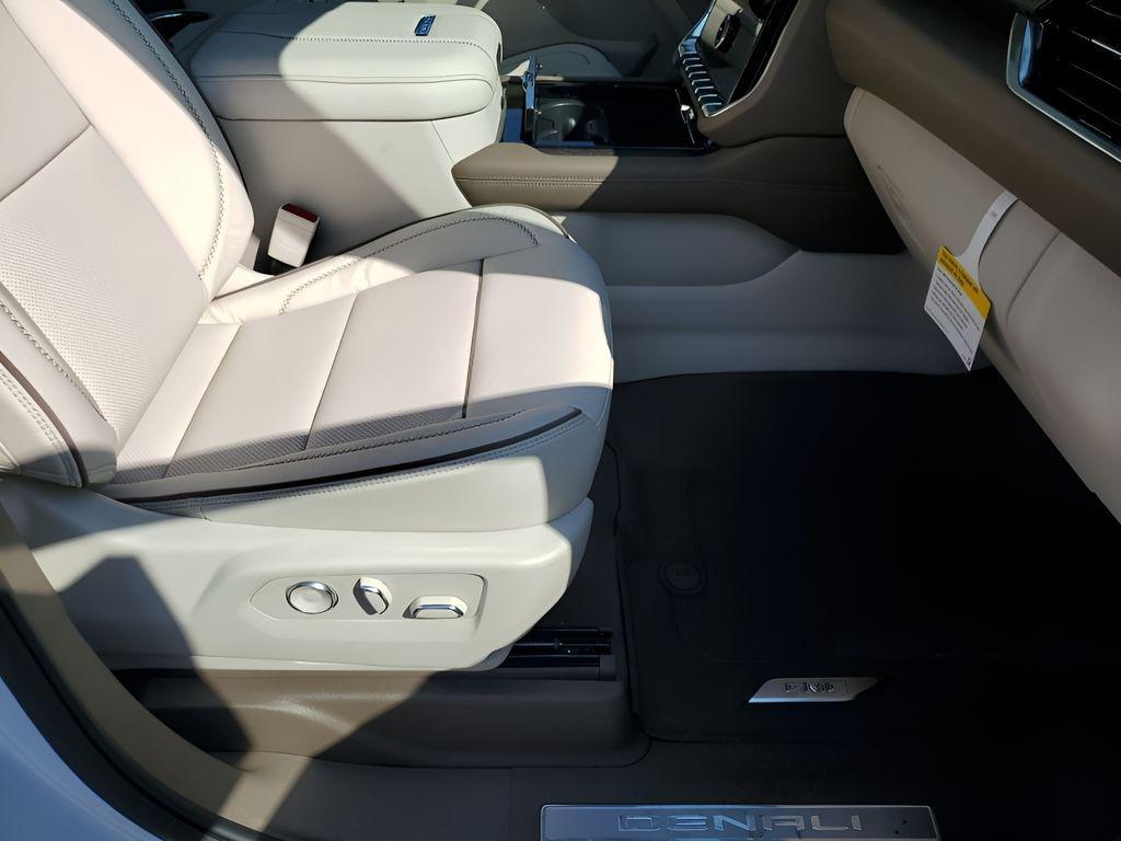 new 2026 GMC Yukon car, priced at $89,259