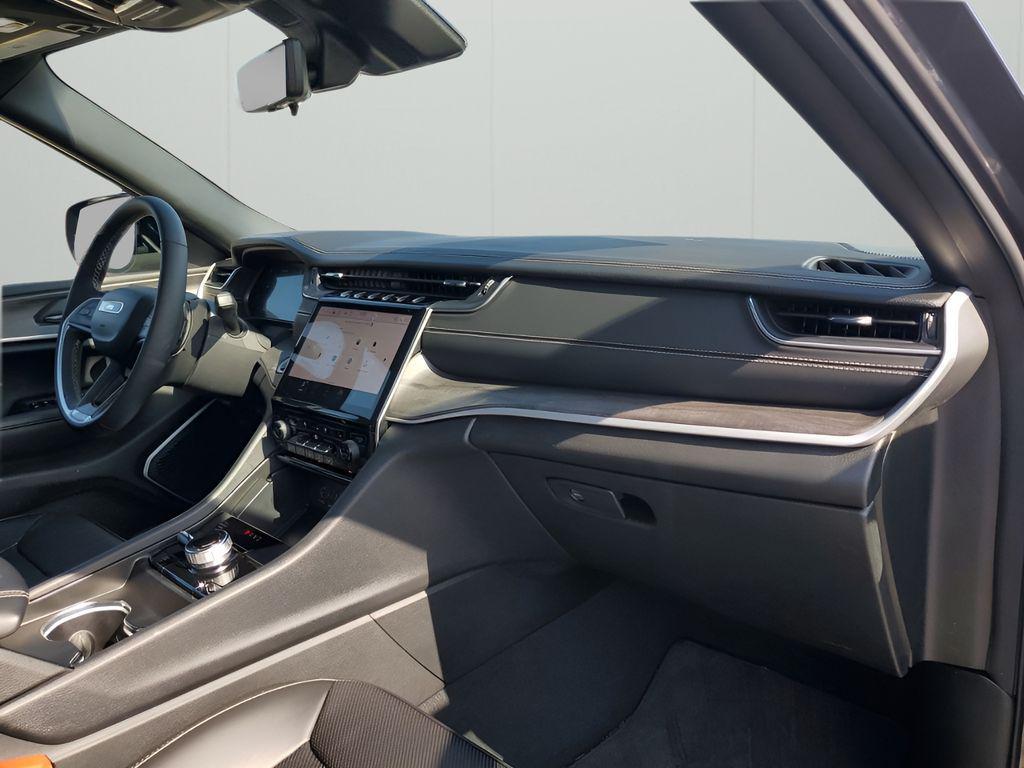 used 2024 Jeep Grand Cherokee 4xe car, priced at $29,337