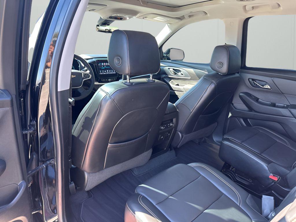 used 2018 Chevrolet Traverse car, priced at $15,137