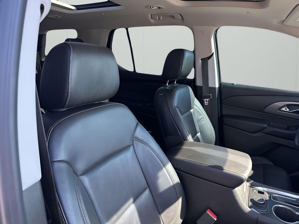 used 2018 Chevrolet Traverse car, priced at $15,137