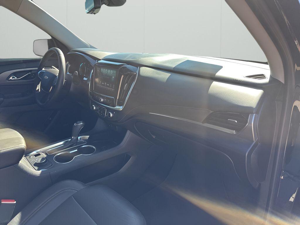 used 2018 Chevrolet Traverse car, priced at $15,137