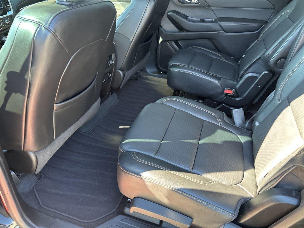 used 2018 Chevrolet Traverse car, priced at $15,137