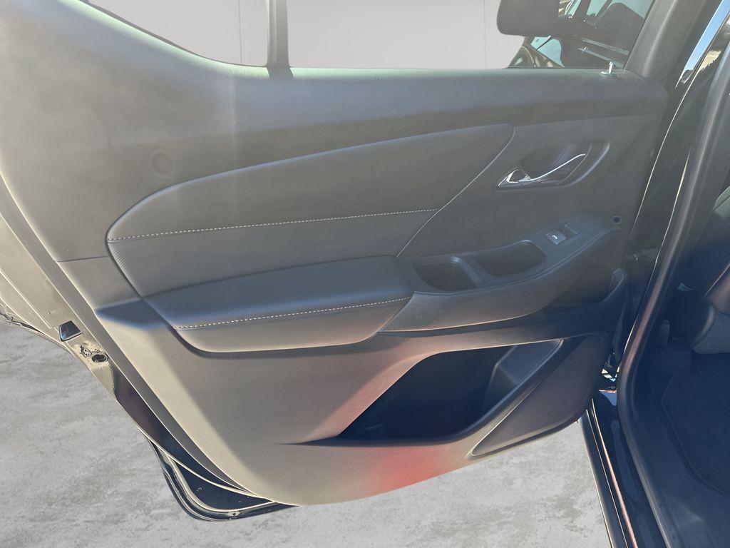 used 2018 Chevrolet Traverse car, priced at $15,137