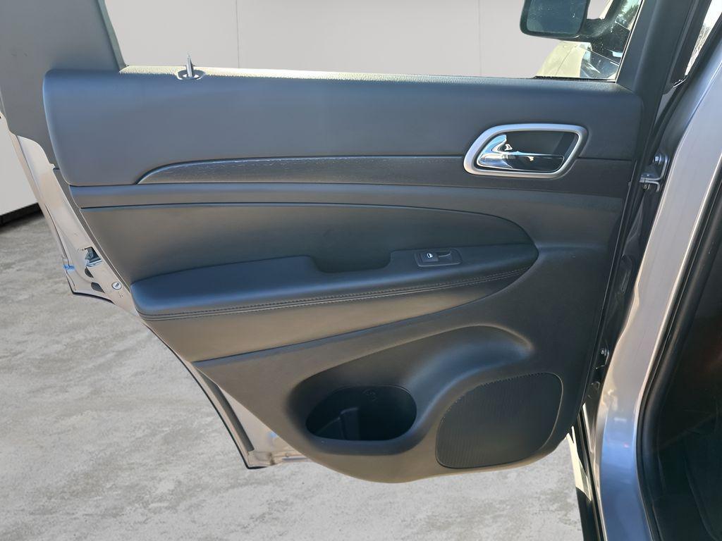 used 2018 Jeep Grand Cherokee car, priced at $16,977