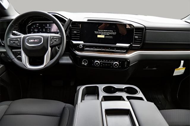 new 2024 GMC Sierra 1500 car, priced at $44,080