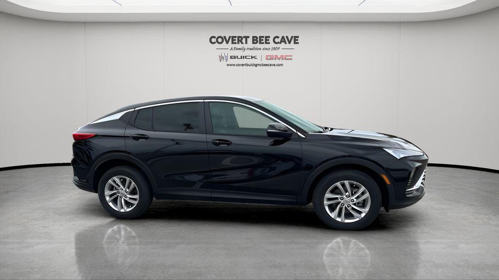 new 2025 Buick Envista car, priced at $25,674