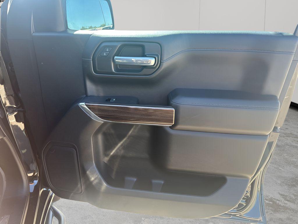 used 2021 Chevrolet Silverado 1500 car, priced at $29,997