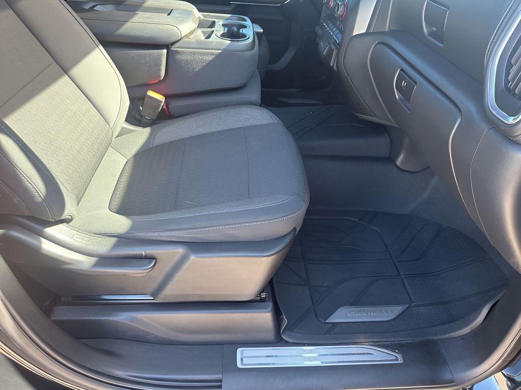used 2021 Chevrolet Silverado 1500 car, priced at $29,997