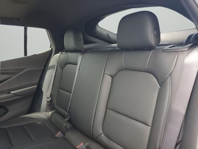 new 2025 Buick Envista car, priced at $28,869