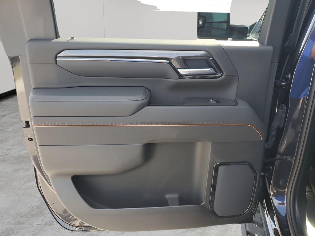 new 2025 GMC Sierra 2500 car, priced at $82,601