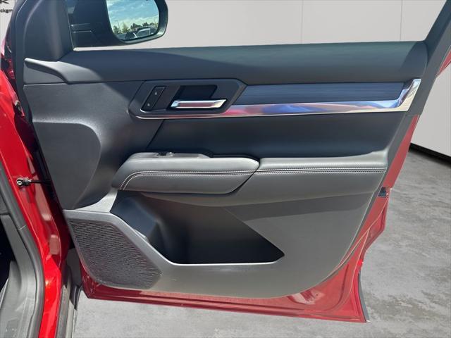 new 2025 GMC Terrain car, priced at $32,040