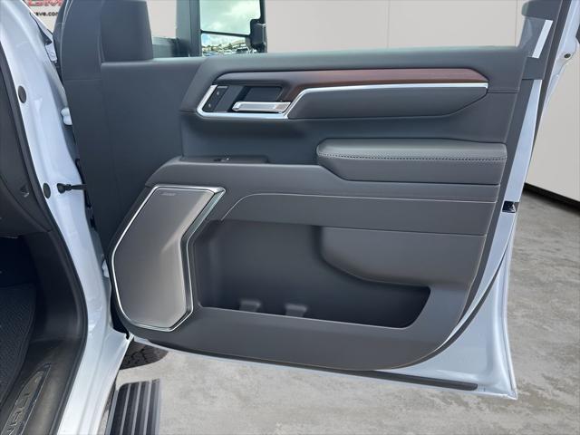 new 2025 GMC Sierra 2500 car, priced at $93,029