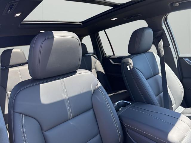 new 2025 GMC Acadia car, priced at $46,038
